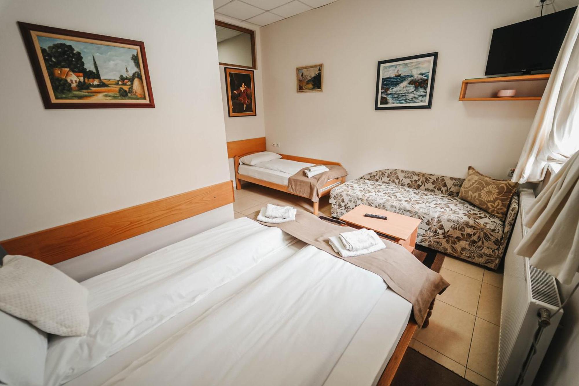 סרמסקה מיטרוביקה B&B Passage מראה חיצוני תמונה