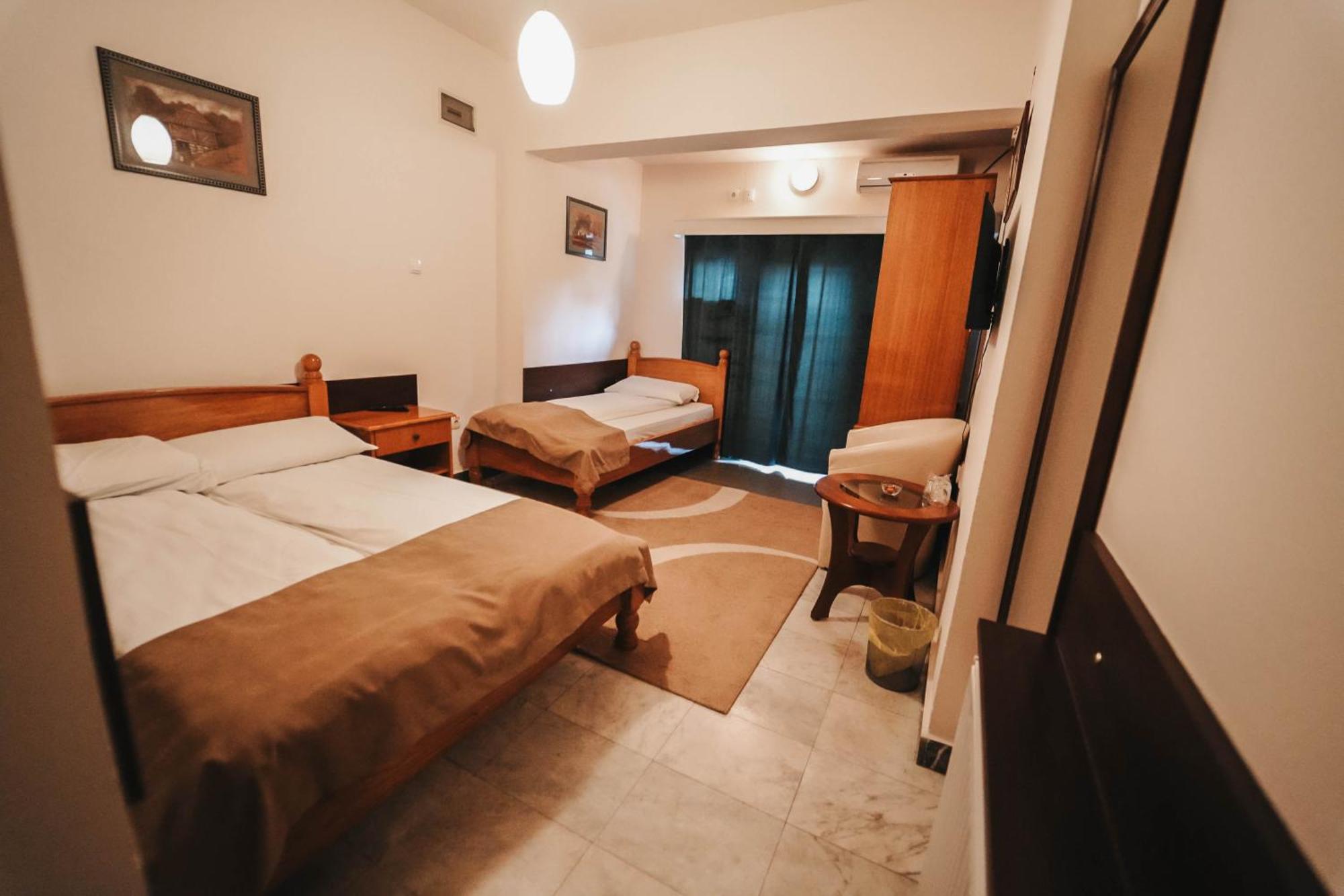 סרמסקה מיטרוביקה B&B Passage מראה חיצוני תמונה