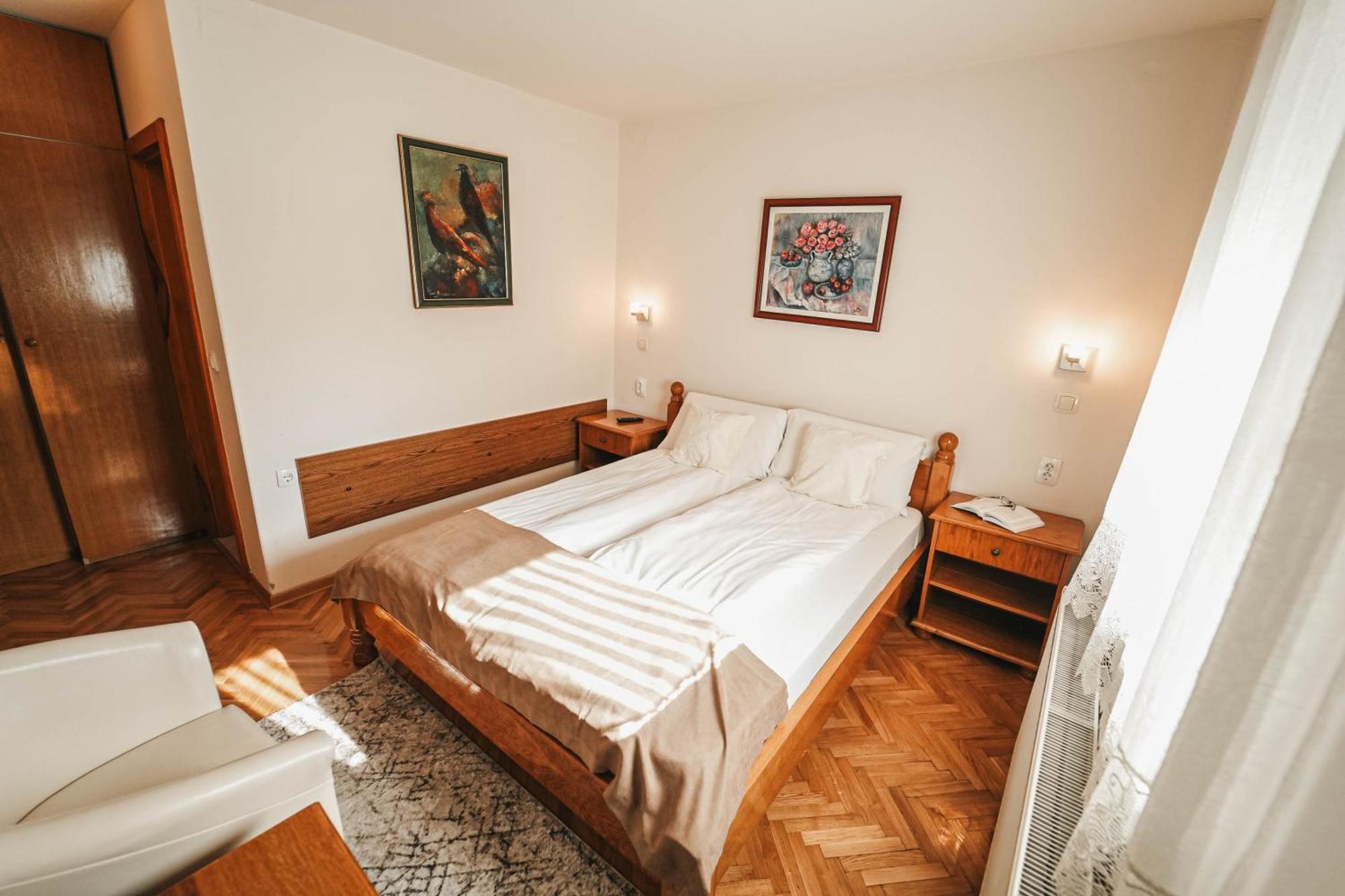 סרמסקה מיטרוביקה B&B Passage מראה חיצוני תמונה