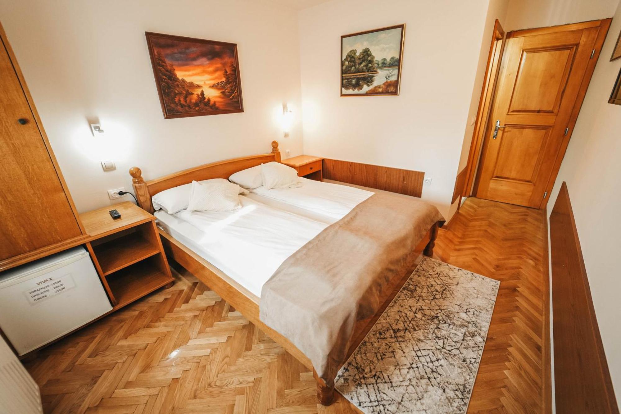 סרמסקה מיטרוביקה B&B Passage מראה חיצוני תמונה
