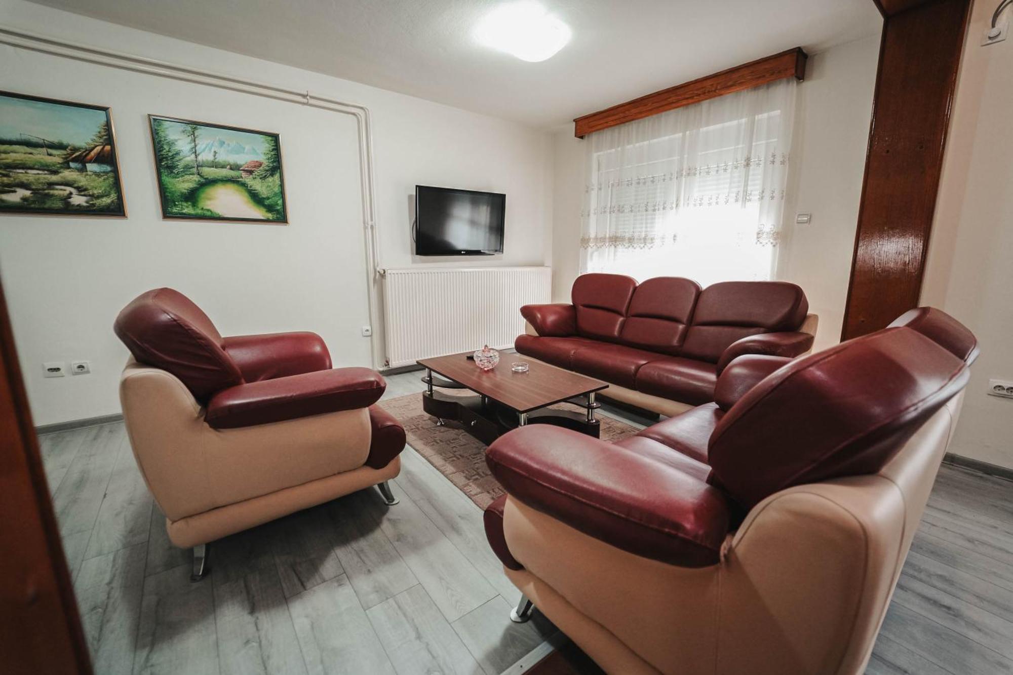 סרמסקה מיטרוביקה B&B Passage מראה חיצוני תמונה
