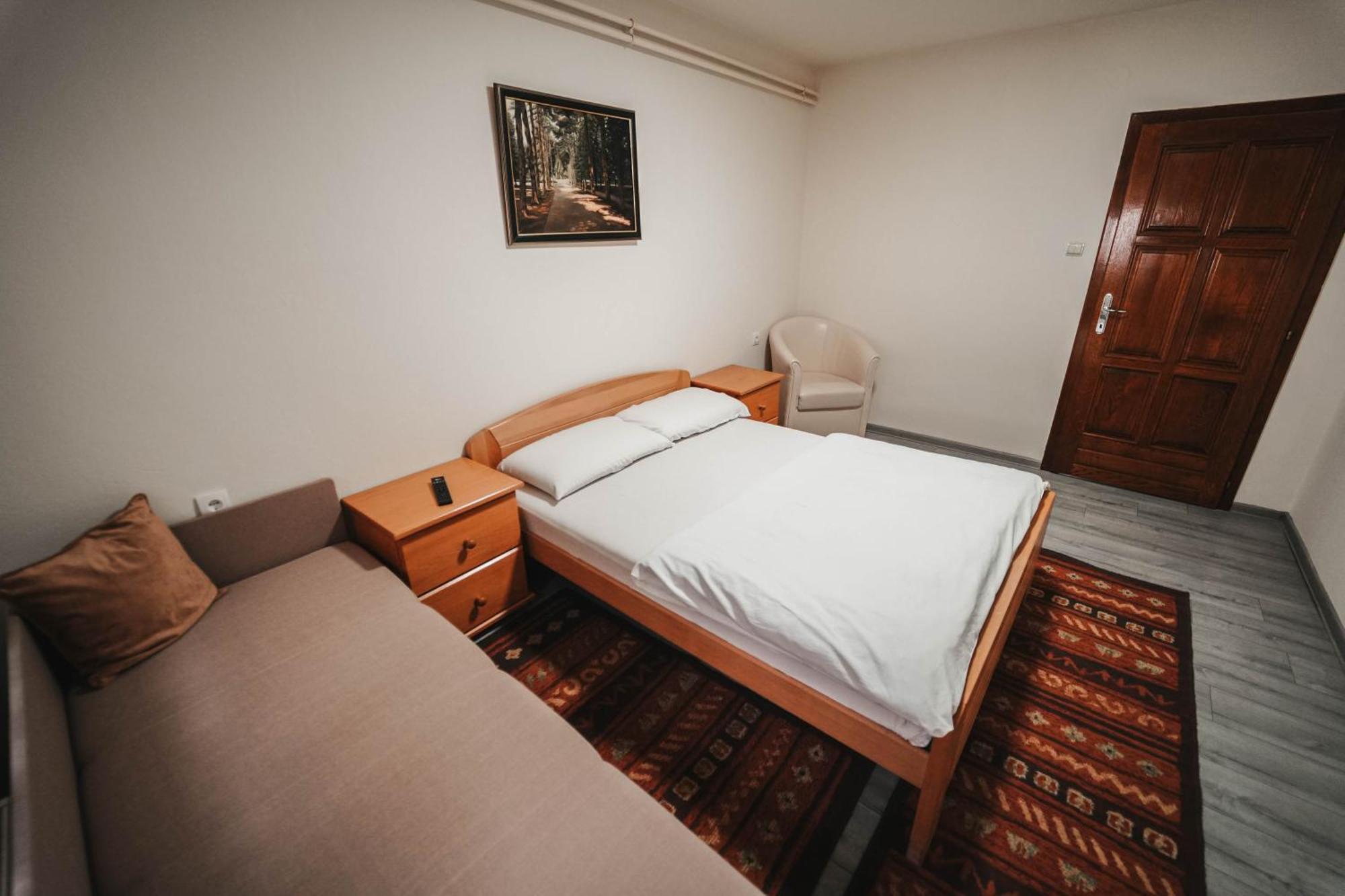 סרמסקה מיטרוביקה B&B Passage מראה חיצוני תמונה
